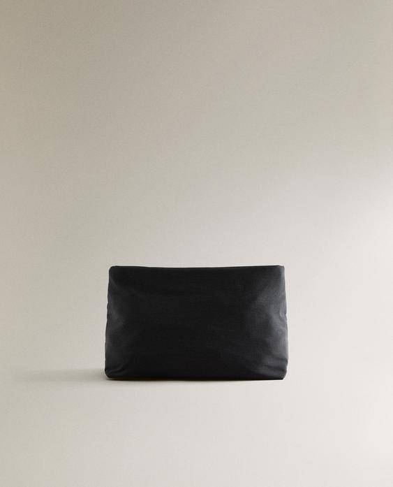 TECHNICAL FABRIC WASH BAG