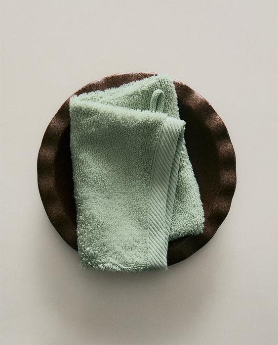 COTTON TERRY BATH MITT