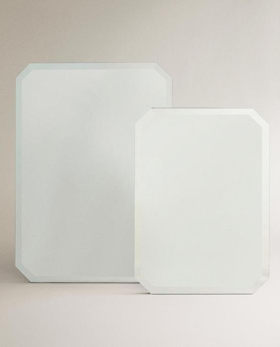RECTANGULAR BEVELLED WALL MIRROR