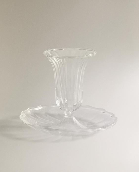 TRANSPARENT GLASS CANDLEHOLDER