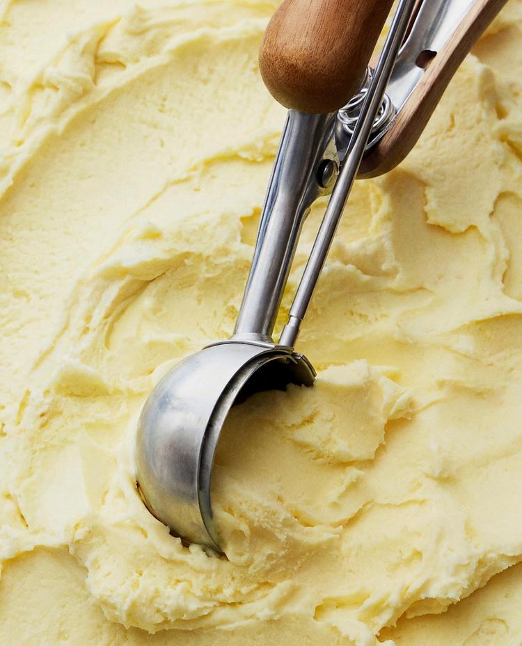 ACACIA ICE CREAM SPOON