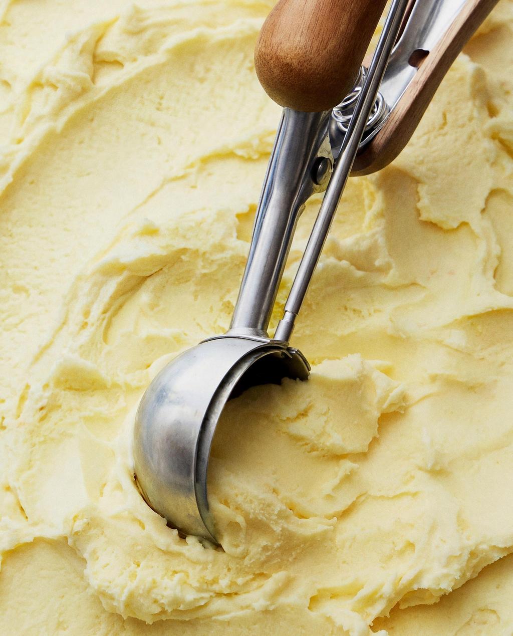 ACACIA ICE CREAM SPOON
