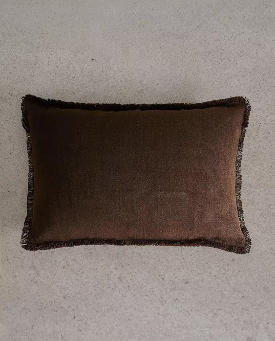 CUSHION 01
