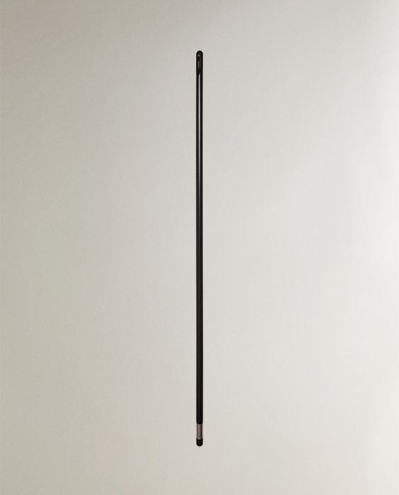 WOODEN BRUSH OR MOP HANDLE