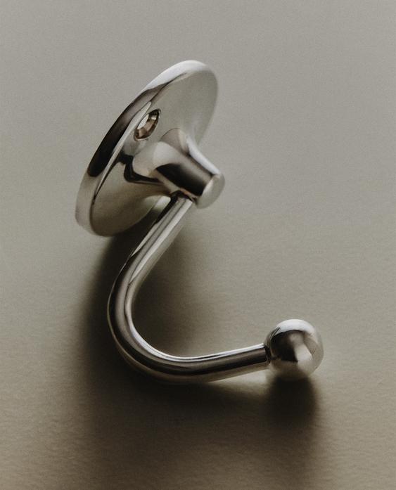 SHINY SILVER WALL HOOK