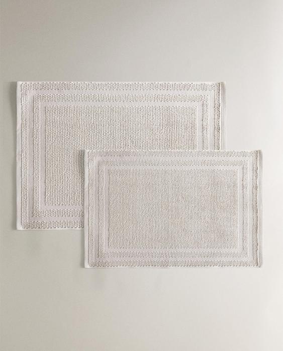 COTTON BATH MAT