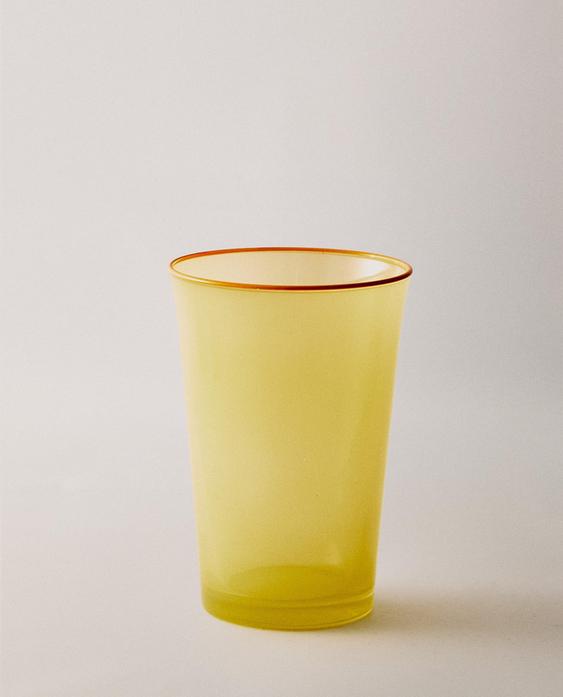 彩色玻璃杯