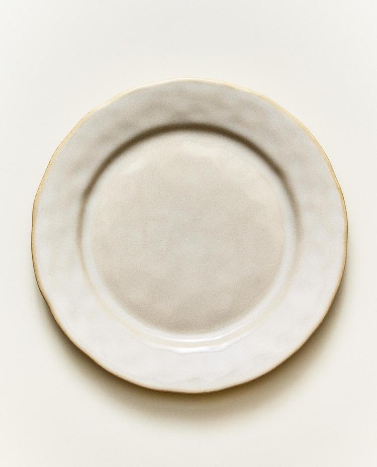 STONEWARE DESSERT PLATE WITH IRREGULAR EDGE