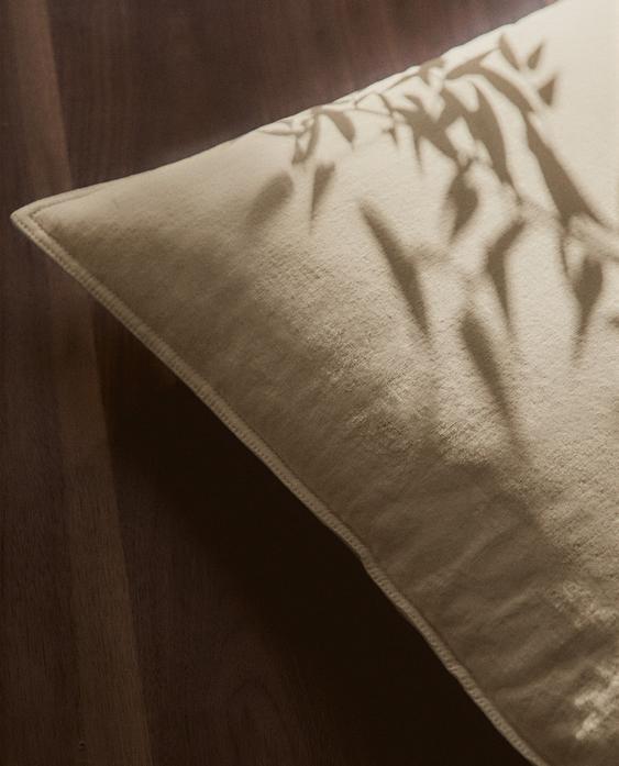 LINEN AND COTTON CUSHION COVER