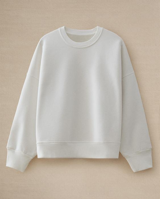 PLUSH SWEATSHIRT