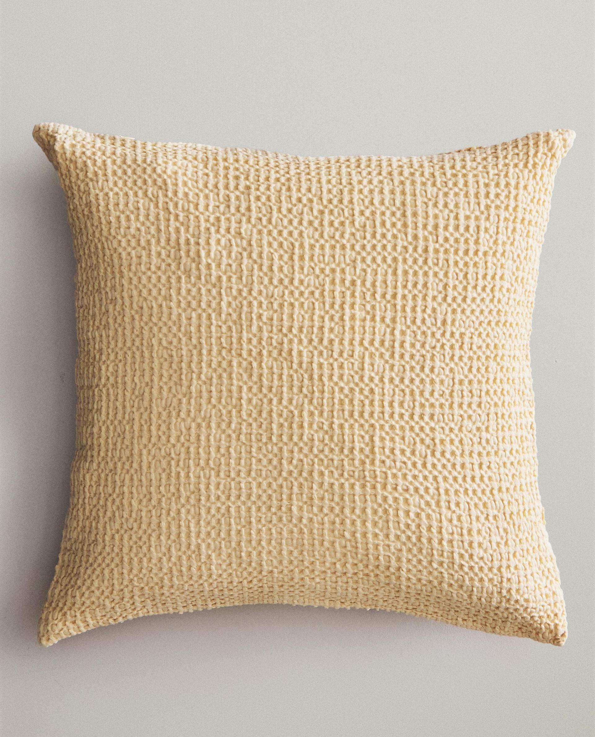 WAFFLE-KNIT CUSHION COVER