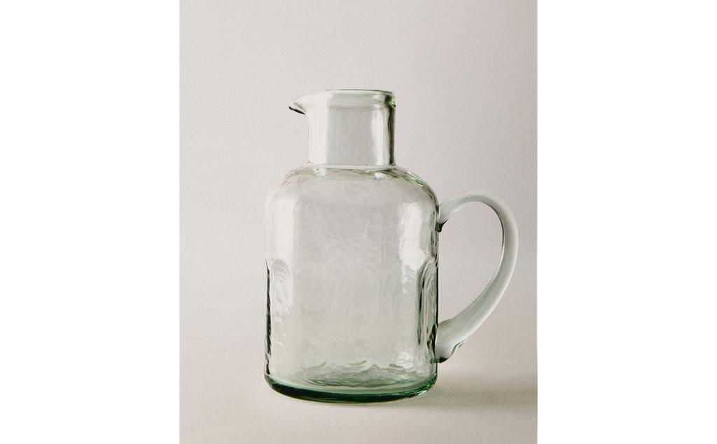 HAMMERED GLASS JUG