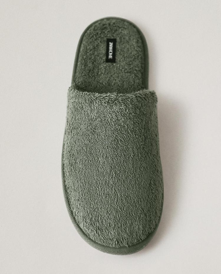 TERRY BATHROOM SLIPPERS