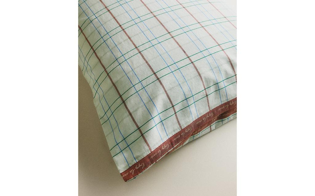 CHILDREN'S GREEN CHECK PILLOWCASE