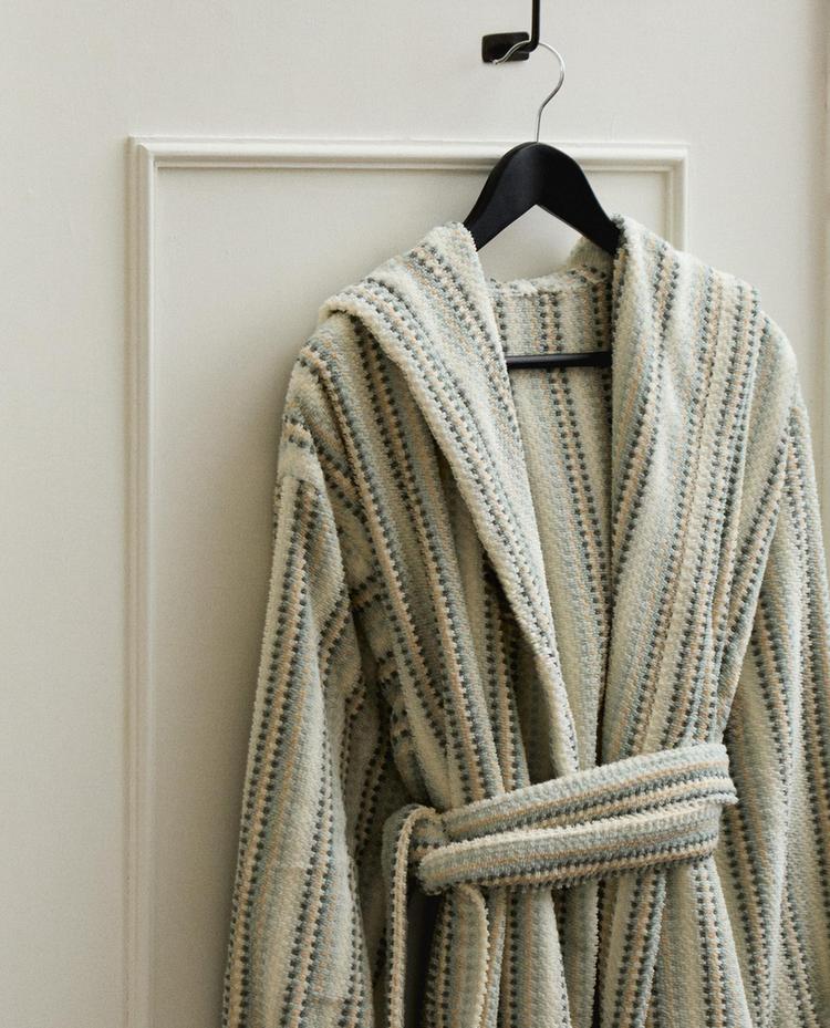 STRIPED HOODED BATHROBE