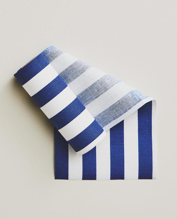 PACK OF STRIPED REUSABLE COTTON NAPKINS (PACK OF 20)