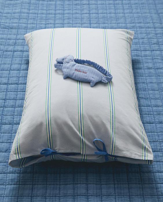 CHILDREN'S STRIPED PILLOWCASE