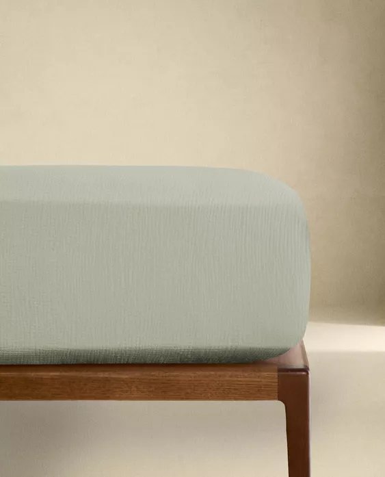 MUSLIN FITTED SHEET