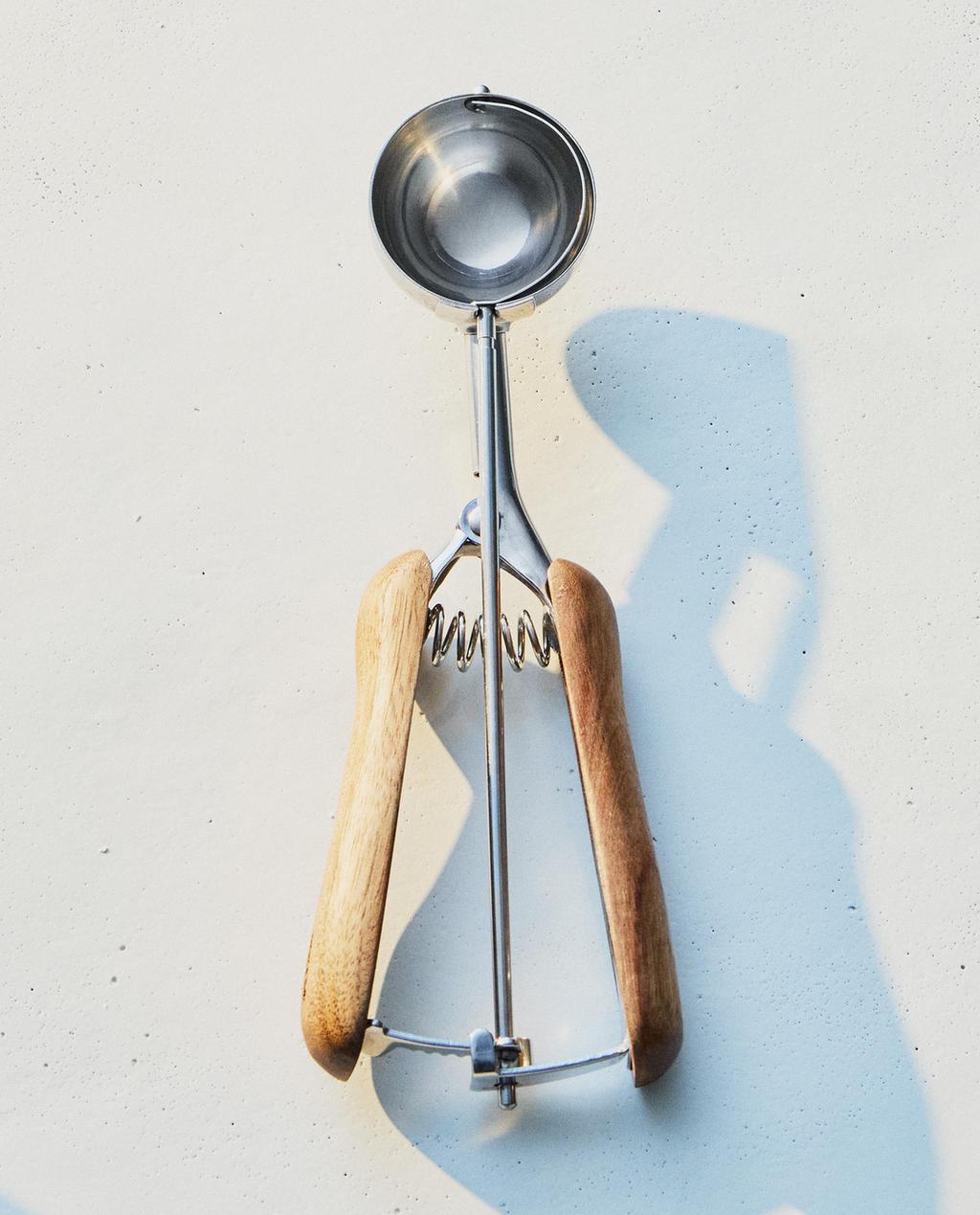 ACACIA ICE CREAM SPOON