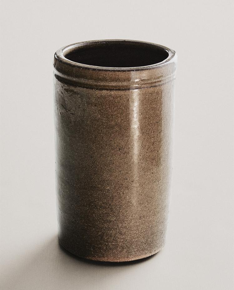 LOW CYLINDRICAL VASE
