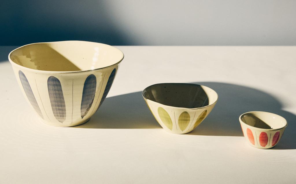 OVAL EARTHENWARE SALAD BOWL