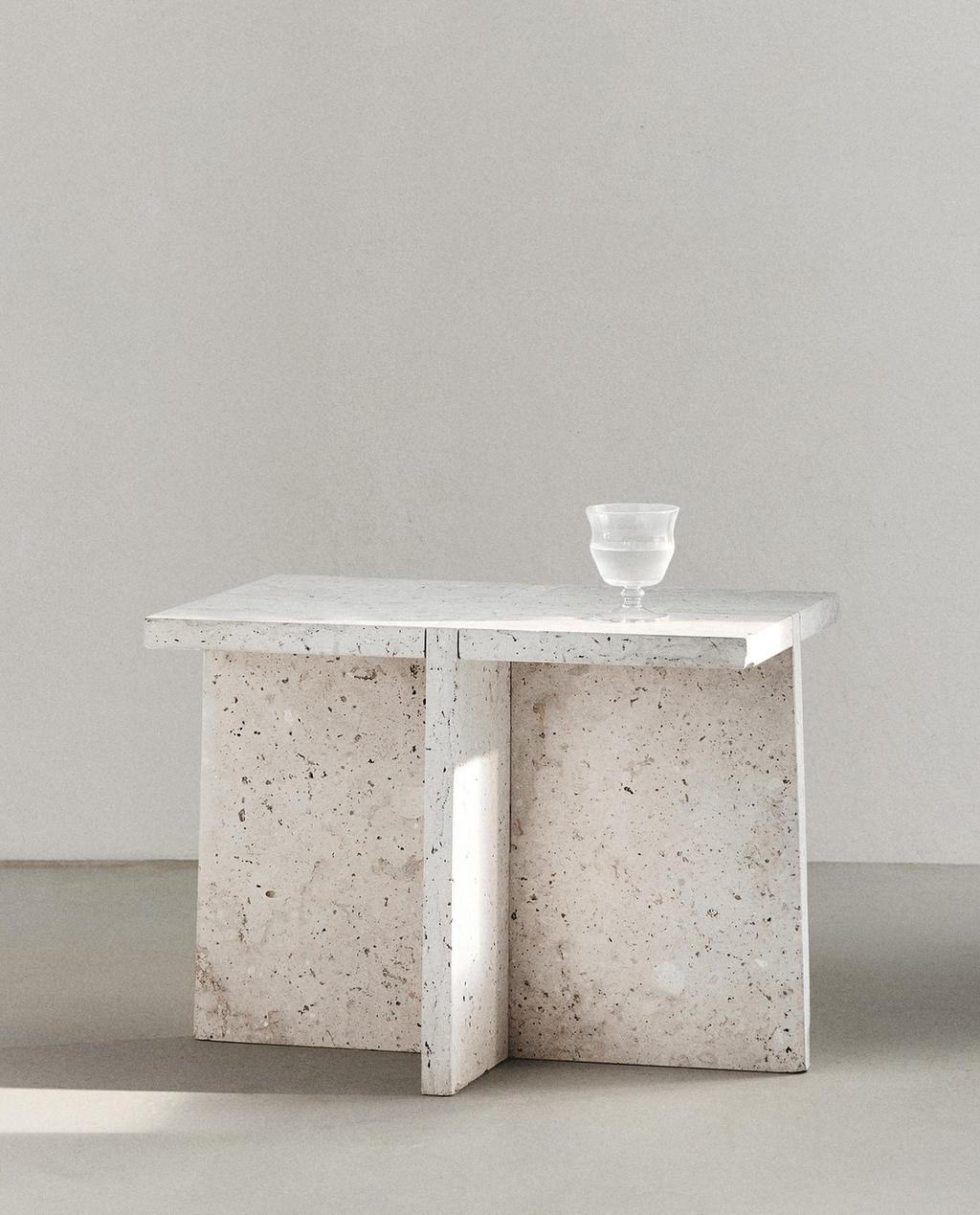 SIDE TABLE 01