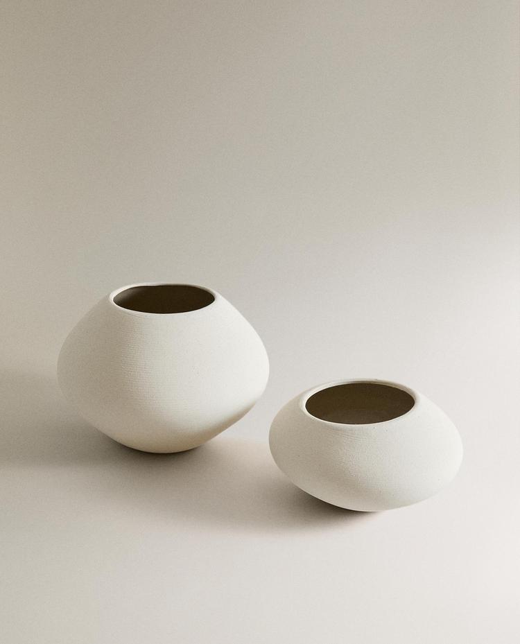 OVAL CERAMIC VASE