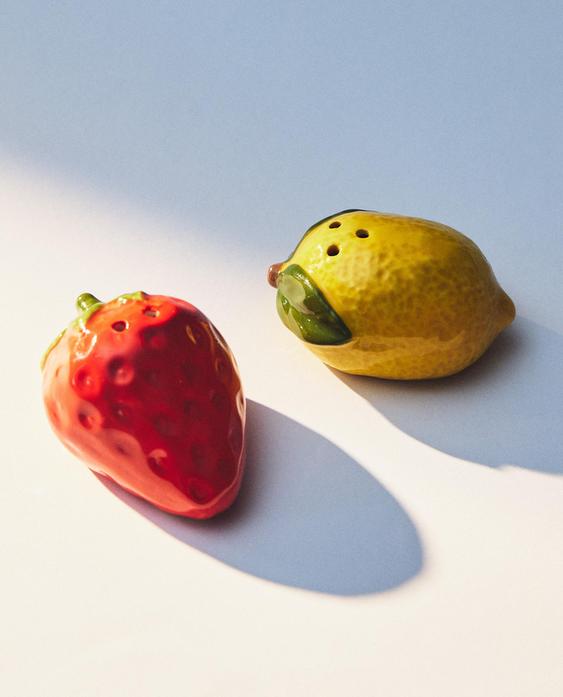 FRUIT SALT AND PEPPER SHAKER SET