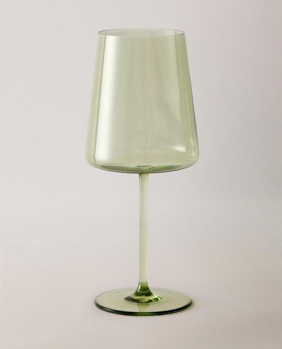 CONICAL CRYSTALLINE WINE GLASS