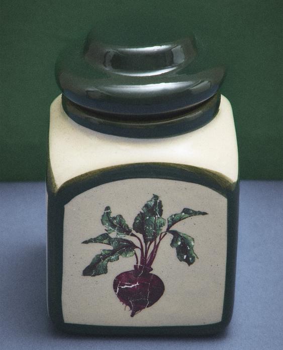 (320 G) BEETROOT SCENTED CANDLE