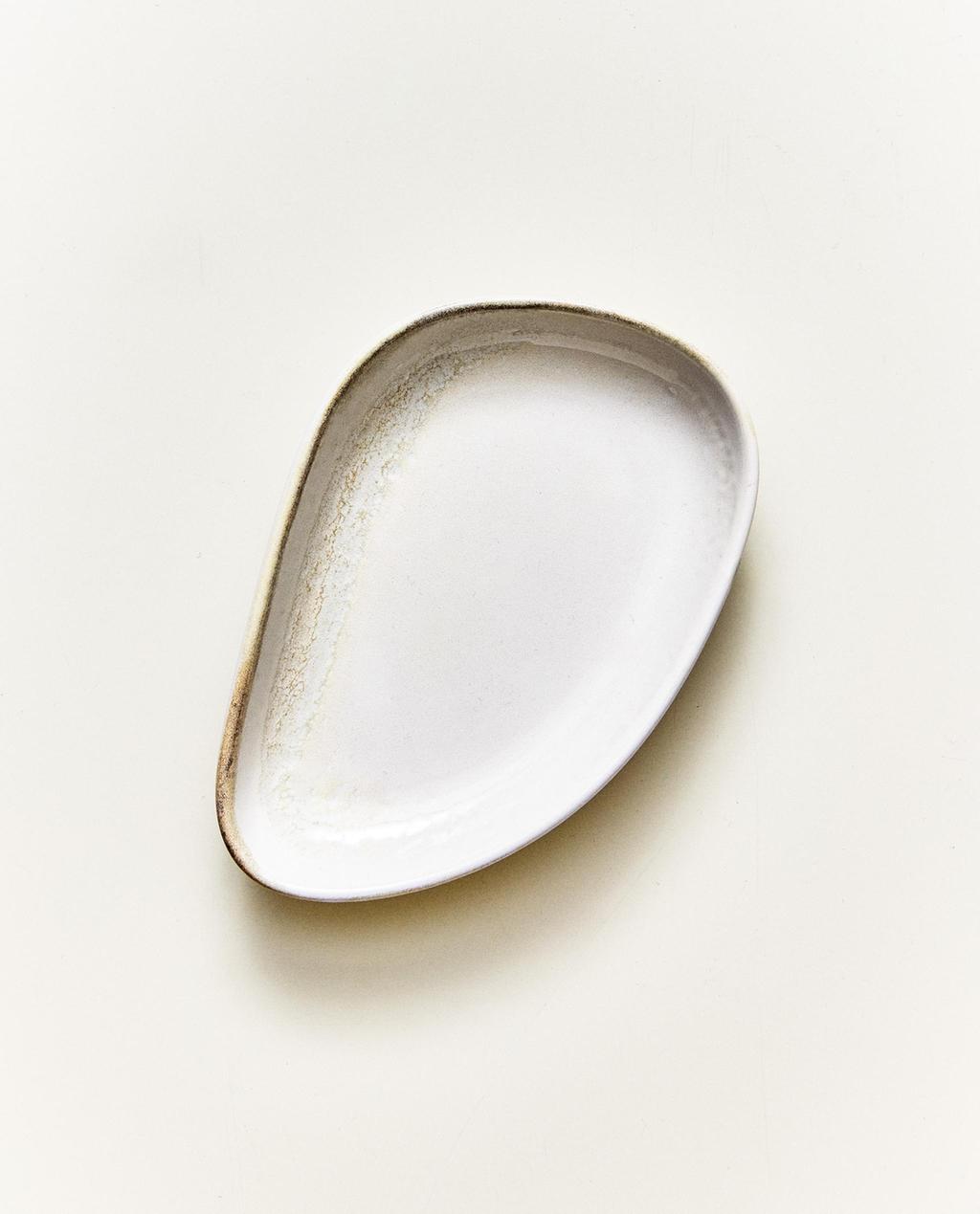 ECRU STONEWARE MINI PLATE