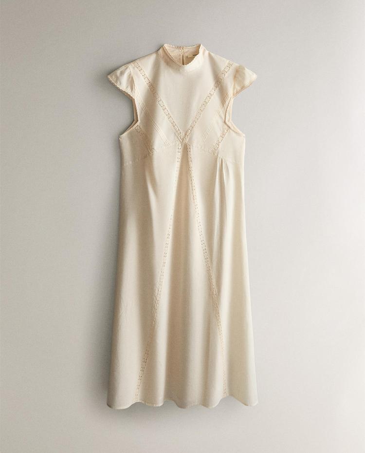 LACE NIGHTDRESS