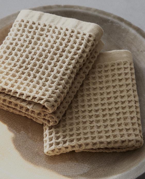 WAFFLE-KNIT COTTON HAND TOWEL (PACK OF 3)