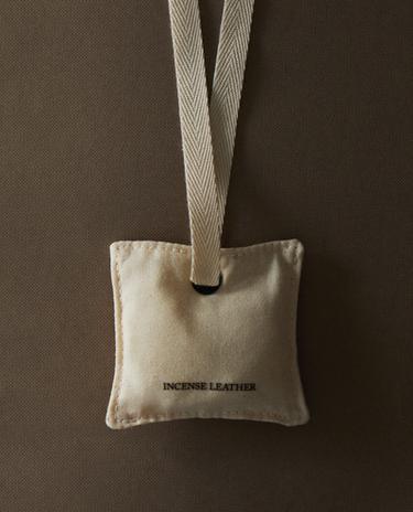 INCENSE LEATHER车载香氛