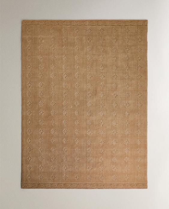 DIAMOND WOOL RUG
