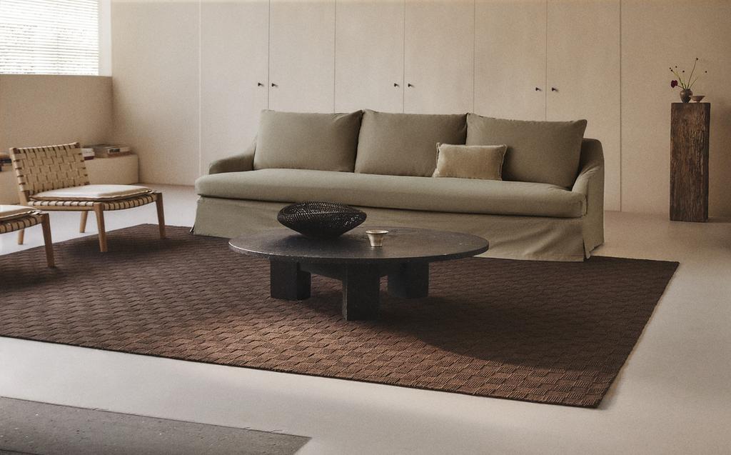RUG 01