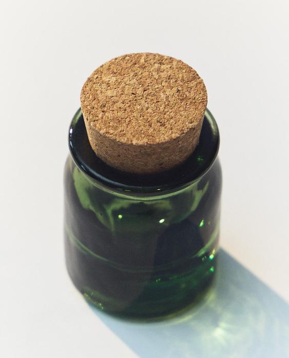 GLASS SALT SHAKER WITH CORK LID