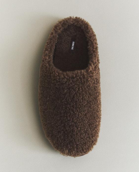 FAUX FUR SLIPPERS
