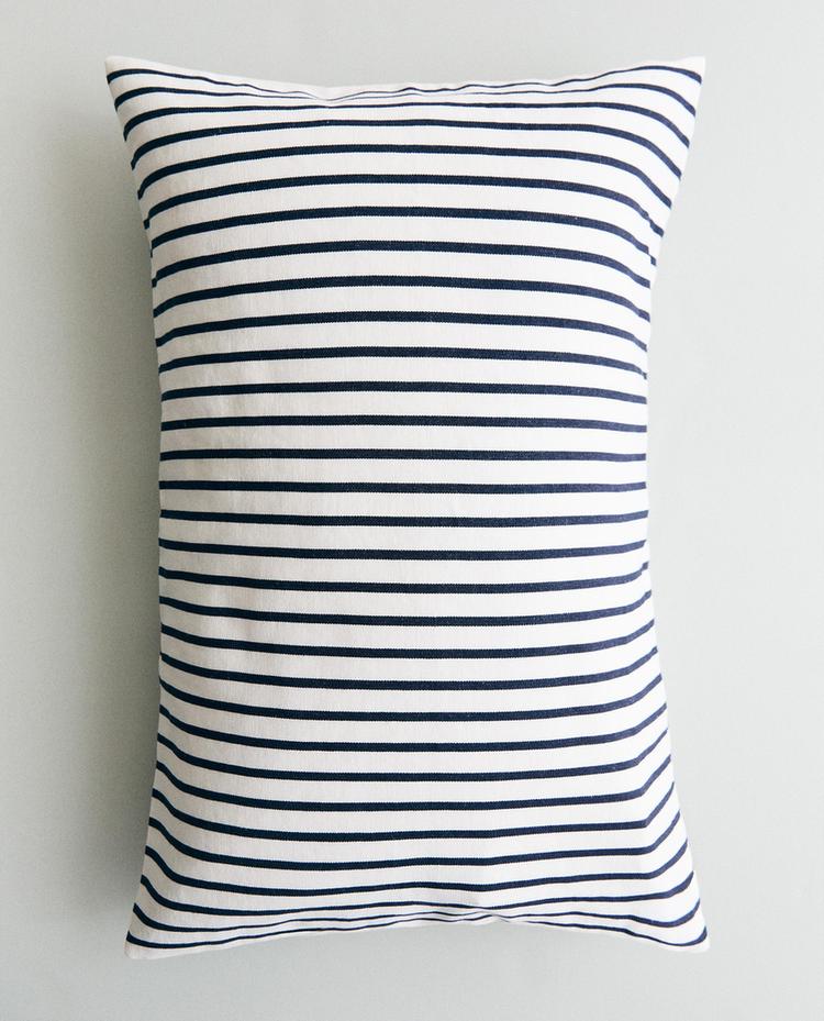STRIPED CUSHION COVER