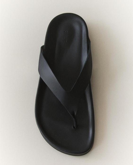 THONG-TOE LEATHER SANDALS