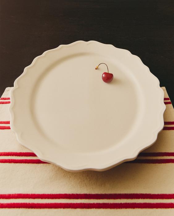 EARTHENWARE SERVING DISH WITH RAISED-DESIGN EDGE