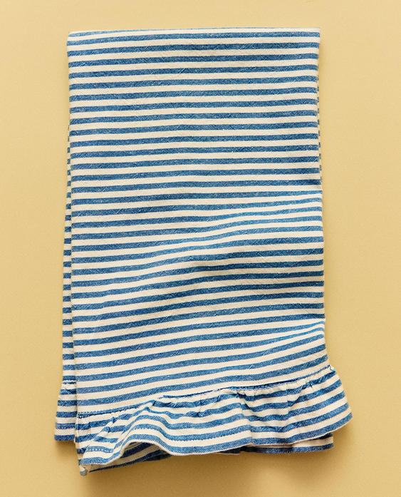STRIPED TEA TOWEL WITH RUFFLE TRIM