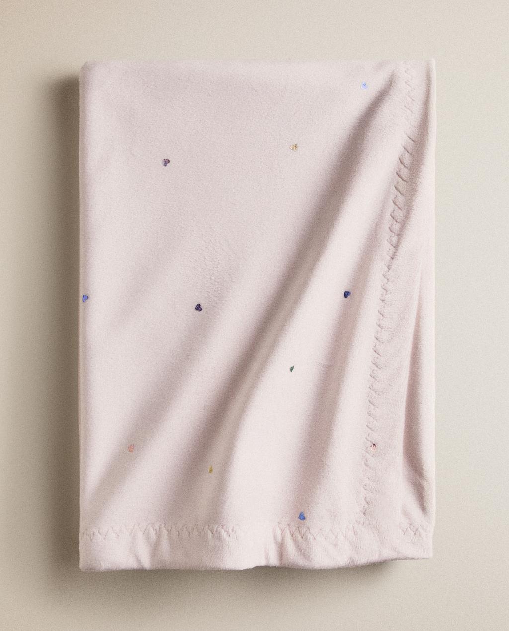 KIDS' HEART PRINT BLANKET