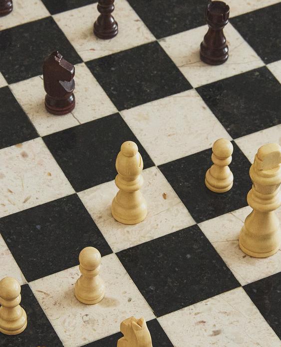 PACK OF CHESS PIECES (PACK OF 32)