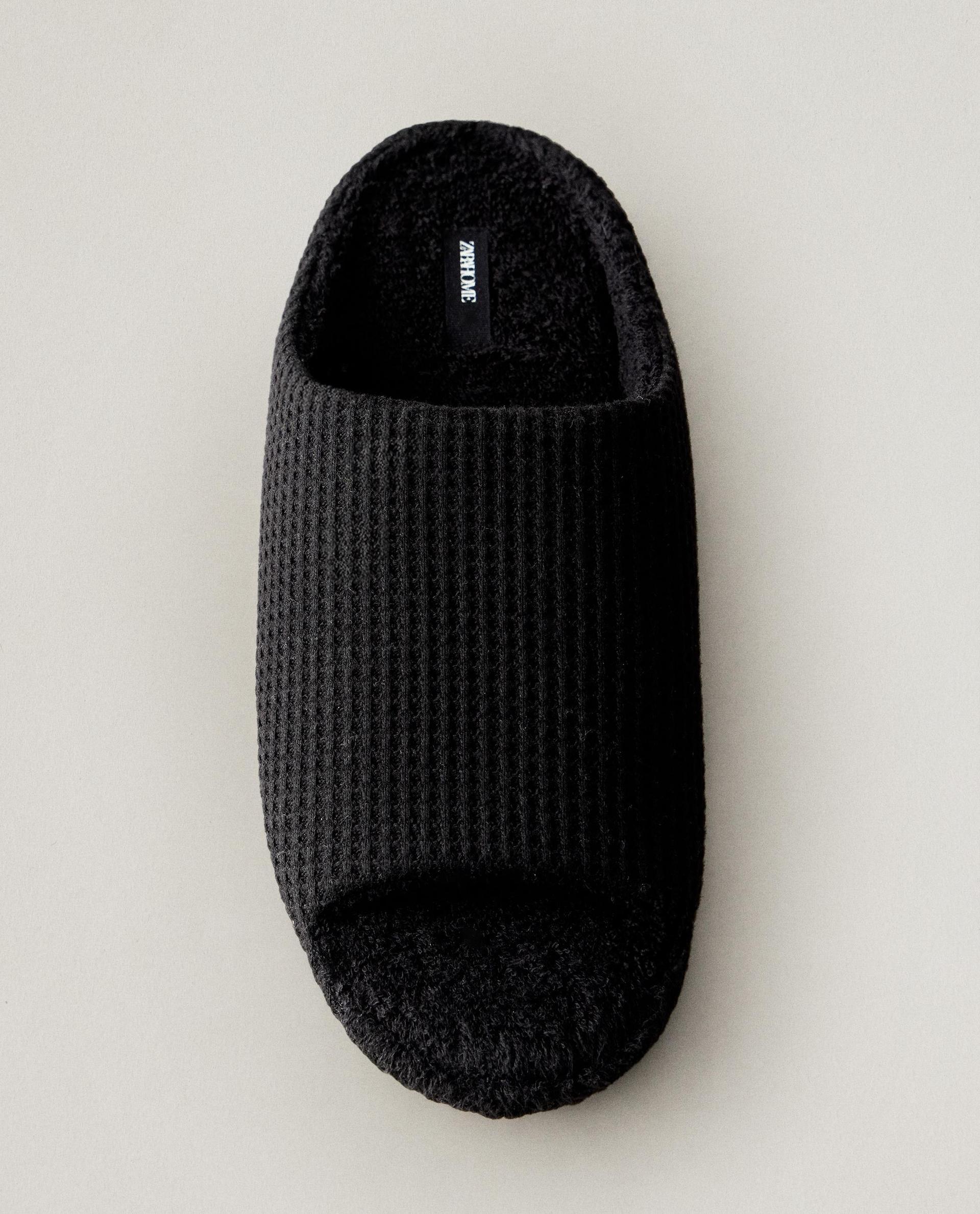 OPEN TERRY BATHROOM SLIPPERS