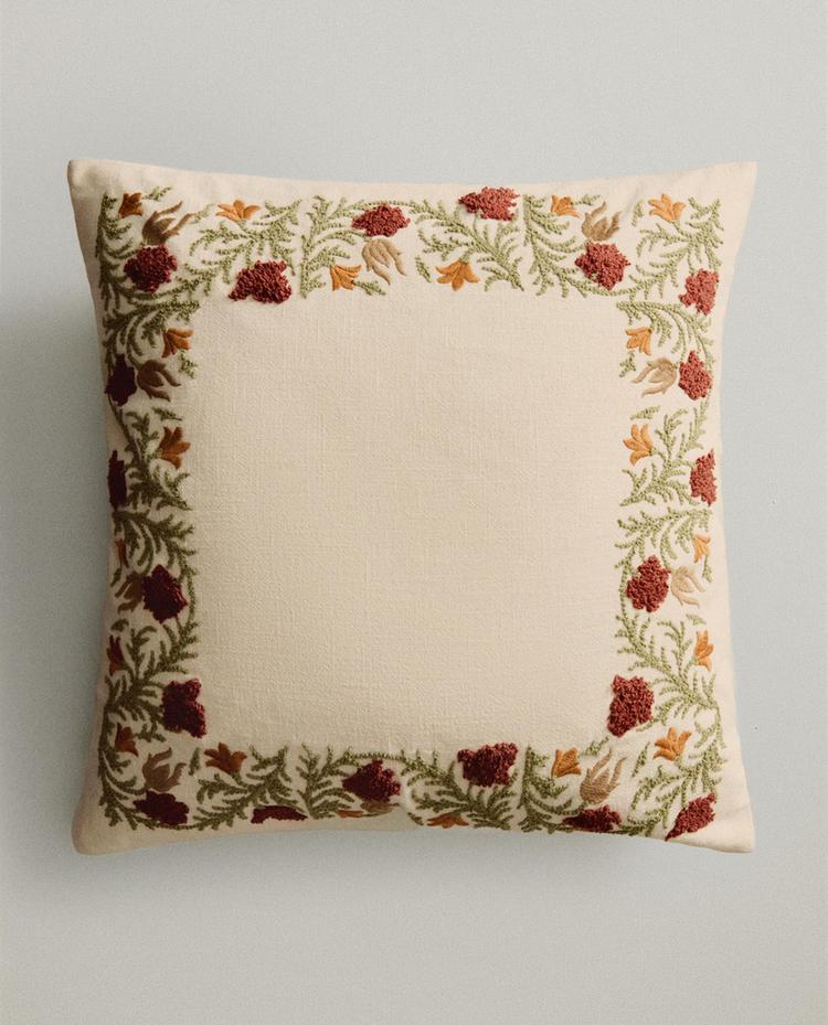 TUFTING CUSHION COVER