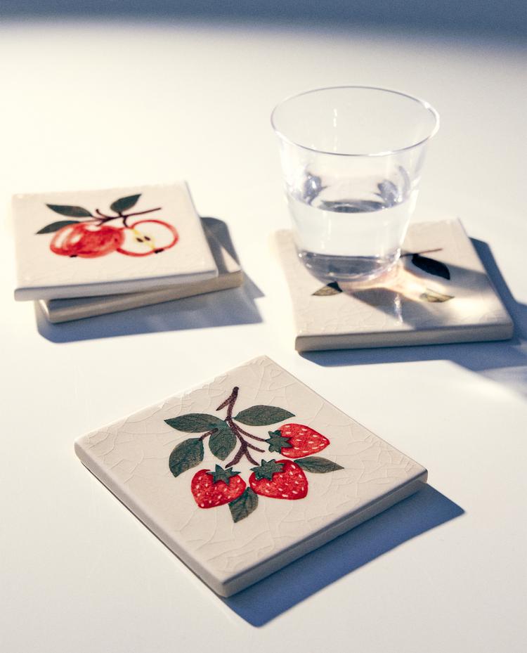 PACK OF FRUIT STONEWARE COASTERS (PACK OF 4)