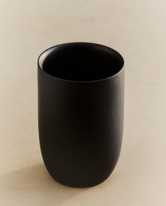 BLACK RESIN TOOTHBRUSH HOLDER