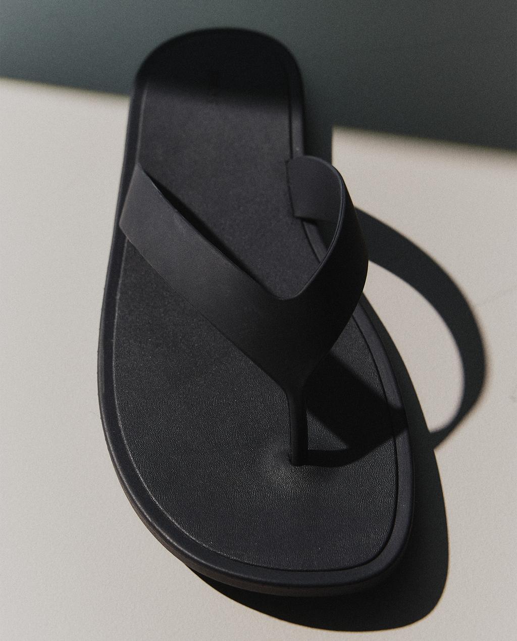 RUBBERISED POOL SANDALS