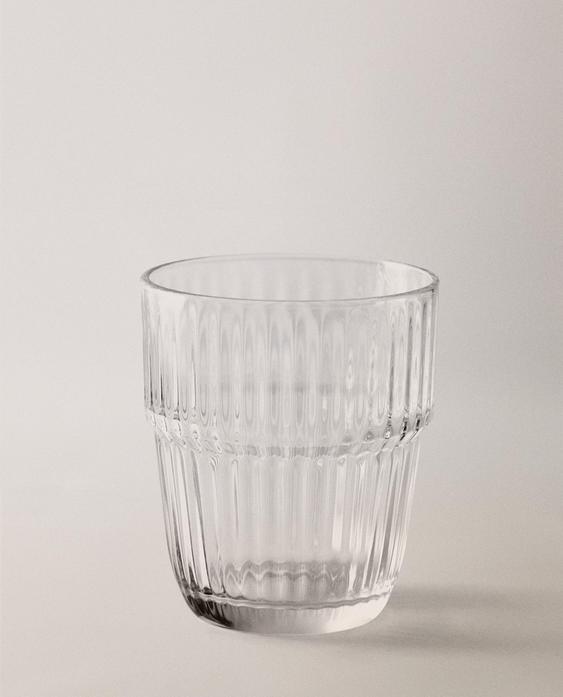 RAISED DESIGN GLASS TUMBLER